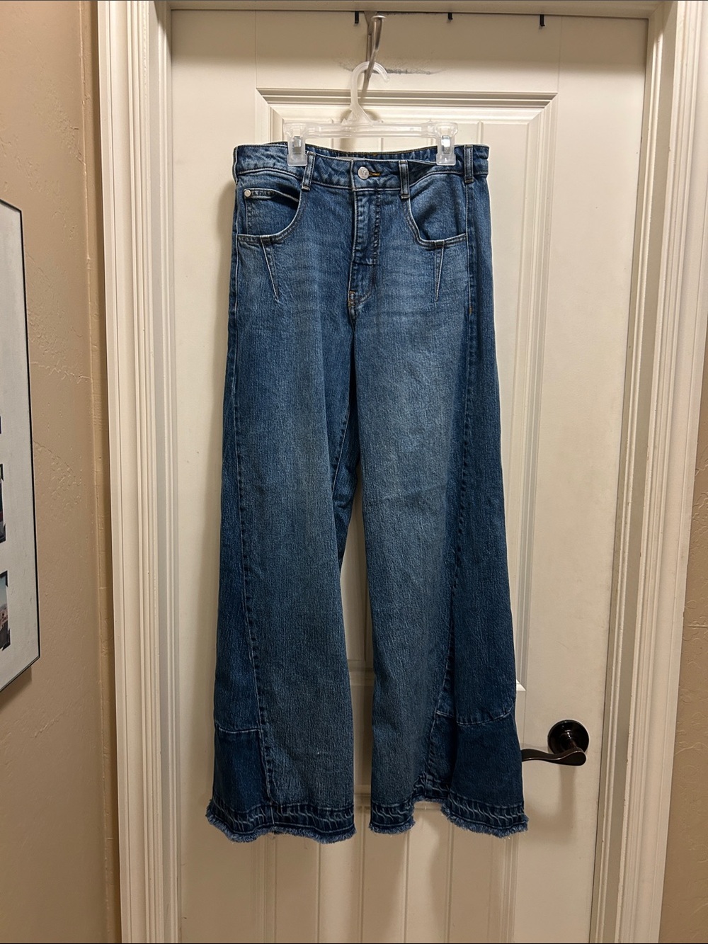 Pilcro Darien 70s flare leg Denim Jeans in Medium Blue - Picture 2 of 5